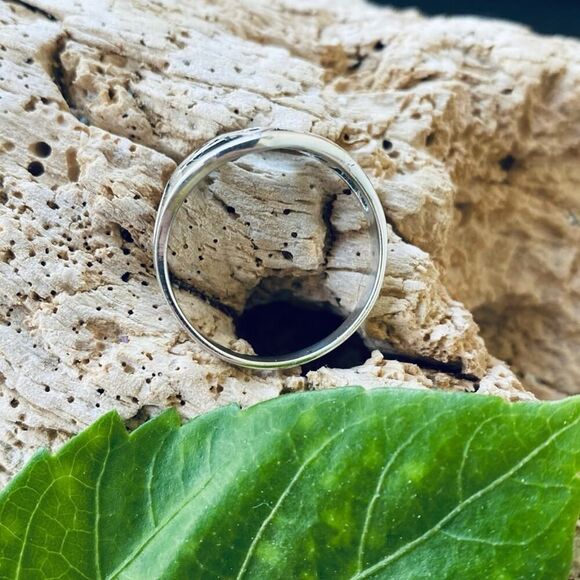 Sterling Silver Pentagram Ring - Picture 5 of 5